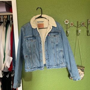 LEVIS DENIM JACKET